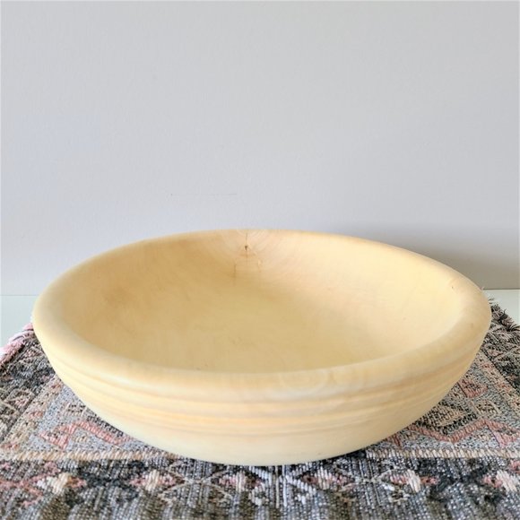 Hand made maple fruit or salad bowl. Signed by Artist. - Picture 3 of 8